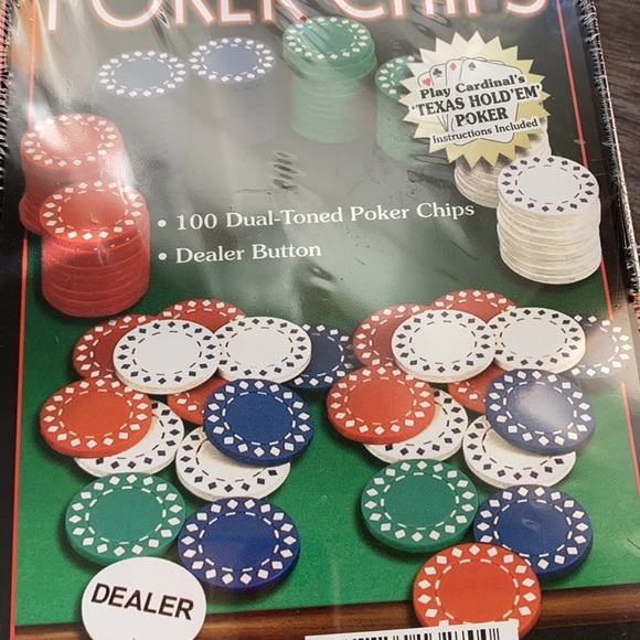 Texas hold em professional poker chips 100 chips dealer button & case card game - Picture 6 of 8